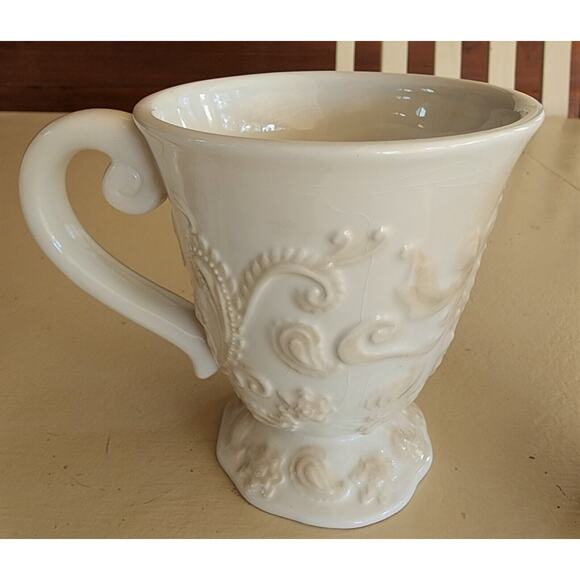 Cups/Mugs-Roscher-Cream on Cream-"Paisley Collection"-Relief-Footed-Set of 3 - Picture 7 of 15